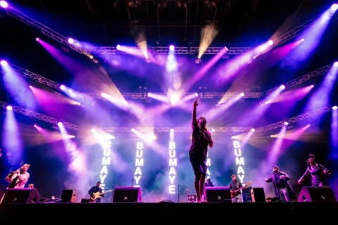 Had the great opportunity to run visuals for @mctyphoon at #bevrijdingsfestival in #Zwolle together with world famous @martijn_deenen 😁
.
📸 @christein.nl